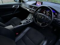 LEXUS CT 200H